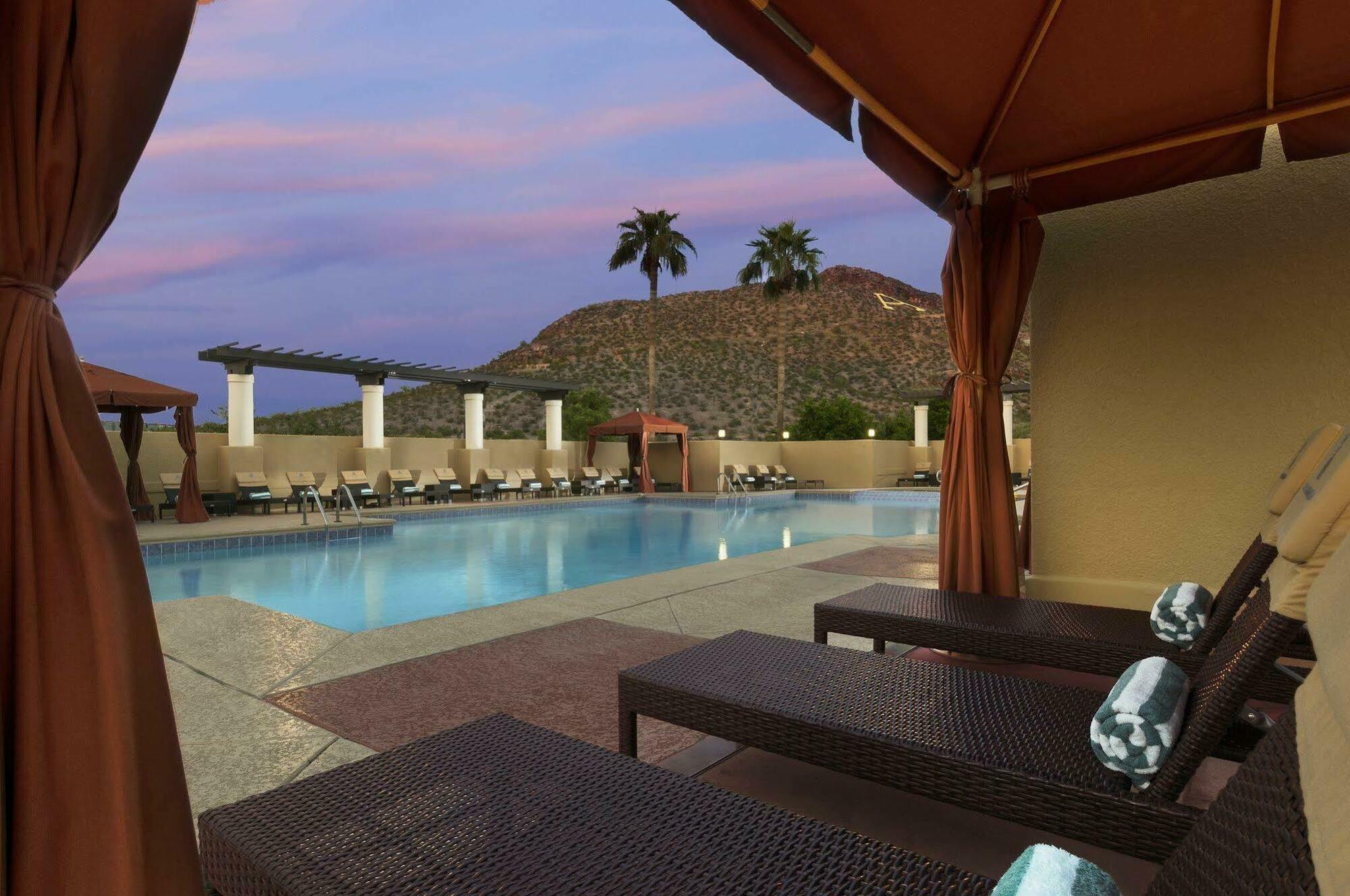 Hotel Tempe Mission Palms- Destination Fee Includes Parking Exteriér fotografie