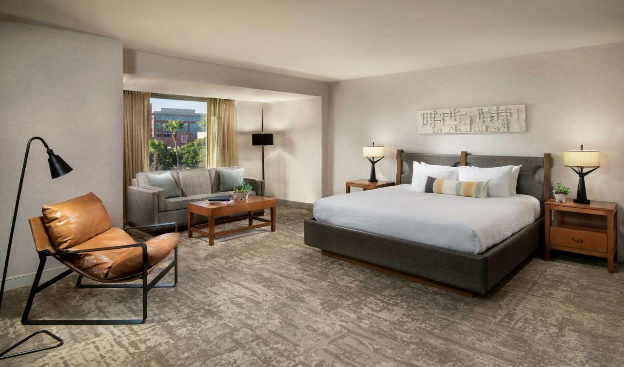 Hotel Tempe Mission Palms- Destination Fee Includes Parking Exteriér fotografie